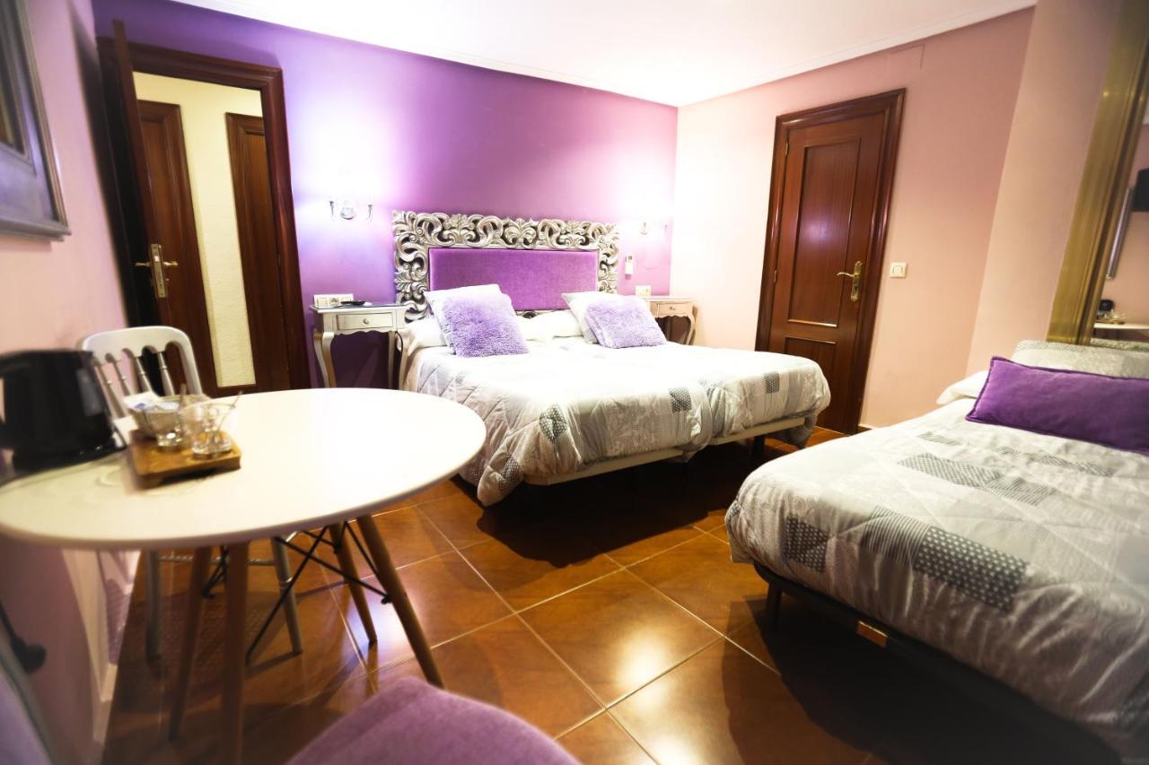 Hostal Goya Suites Salamanca Exteriör bild