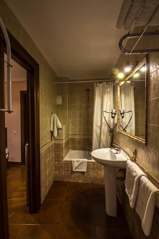 Hostal Goya Suites Salamanca Exteriör bild