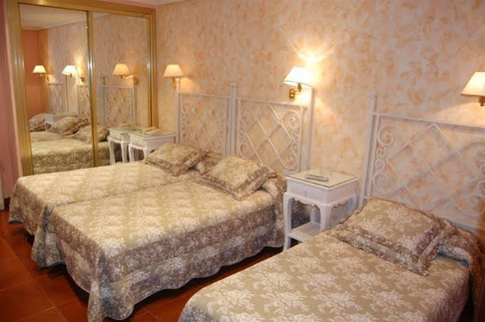 Hostal Goya Suites Salamanca Exteriör bild