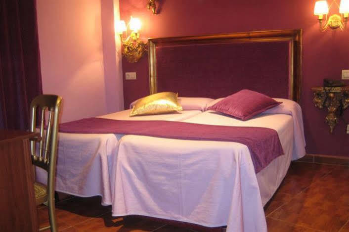 Hostal Goya Suites Salamanca Exteriör bild