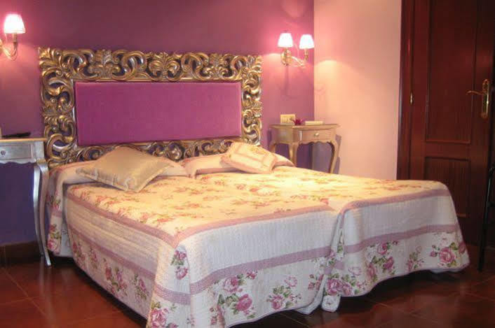Hostal Goya Suites Salamanca Exteriör bild