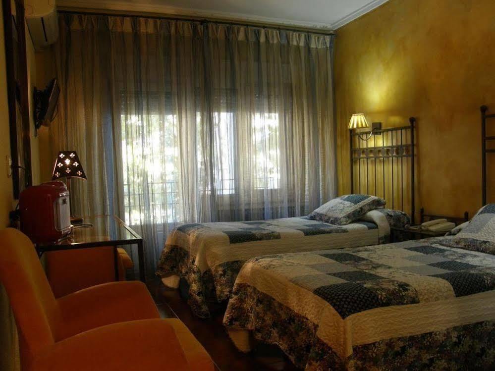 Hostal Goya Suites Salamanca Exteriör bild